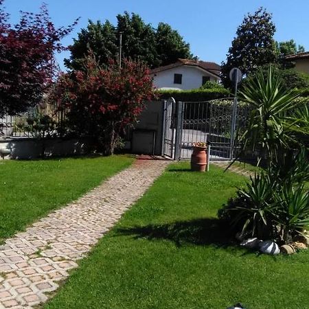 " La Casa Di Elena " Villa Пиетрасанта Екстериор снимка